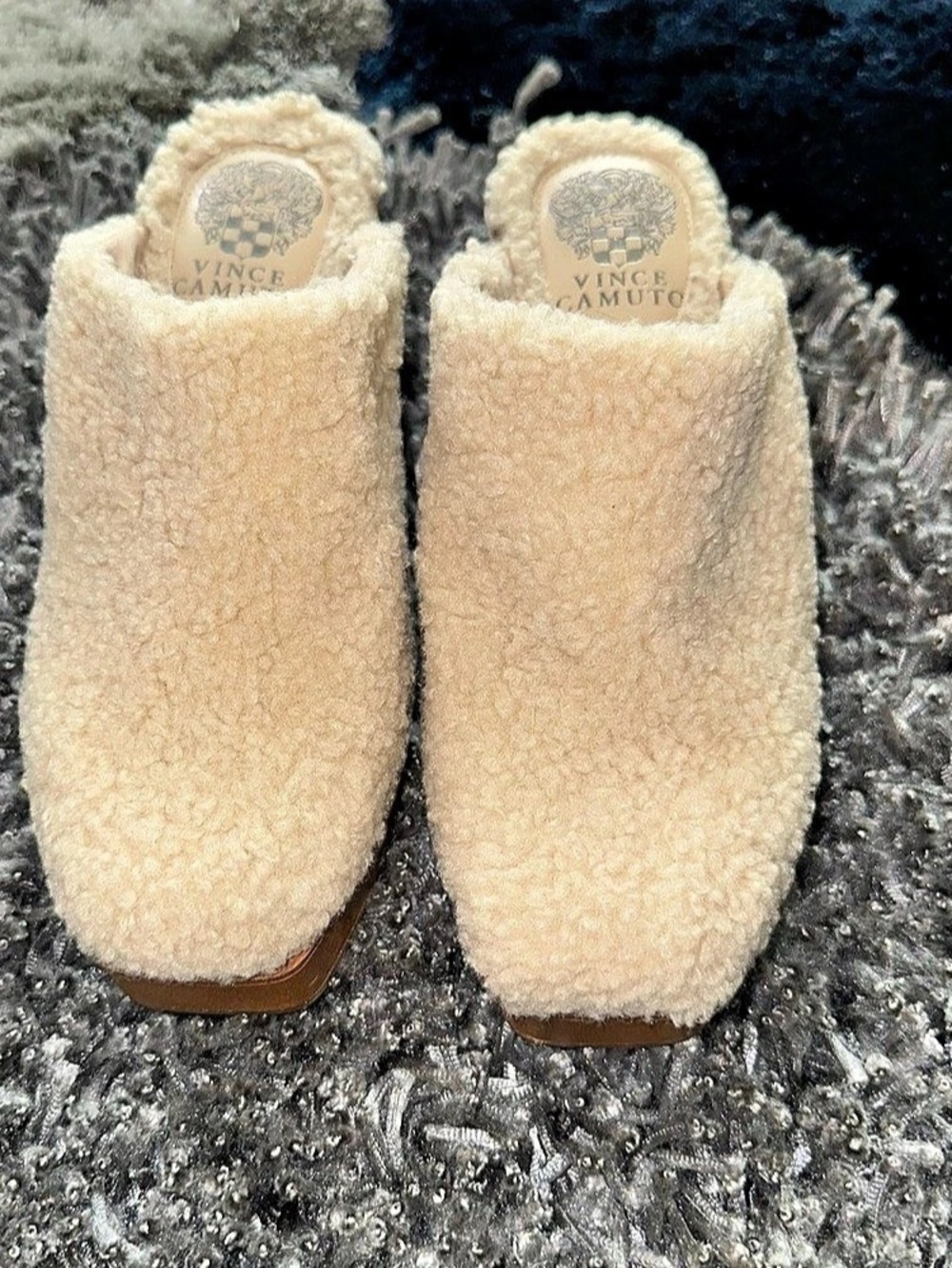 Vince Camuto Cream Faux Fur Platform Clogs Block Heel Mules 5.5